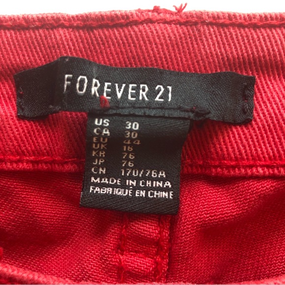 Forever 21 Women’s Size 30 Red Studded Capri Jeans Pants Stretchy Skinny Fit - Picture 6 of 16